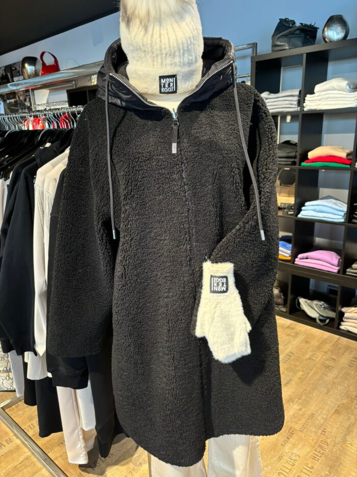 traumwelt, Beverungen, Höxter, Holzminden, Bad Driburg, Brakel, Paderborn, Fashion, Mode, Geschenke, Accessoires, Wohnaccessiores, Bettwäsche, Bettenreinigung, Rädershop, Schuhe, Taschen, Cashmere, Schals, Ania Schierholt, Schmuck, 10days, Japan TKY, Kedziorek, montereggi, marivie, emily van den bergh, Tonno&Panna, Codello, purschoen, cutestuff, TQ Amsterdam, Withblack, Smith&Soul, david Fussenegger