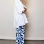 Emily van den Bergh: Super coole oversized Bluse in weiß und peach-nude 4890-156910