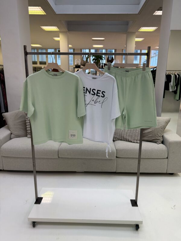 traumwelt, Beverungen, Höxter, Holzminden, Bad Driburg, Brakel, Paderborn, Fashion, Mode, Geschenke, Accessoires, Wohnaccessiores, Bettwäsche, Bettenreinigung, Rädershop, Schuhe, Taschen, Cashmere, Schals, Ania Schierholt, Schmuck, 10days, Japan TKY, Kedziorek, montereggi, marivie, emily van den bergh, Tonno&Panna, Codello, purschoen, cutestuff, TQ Amsterdam, Withblack, Smith&Soul, david Fussenegger, crime london, Senses the Label