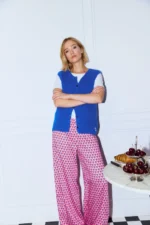 Smith & Soul: Hairy Knit Weste mit Alpaka in royal 0126-0132 – Bild 3