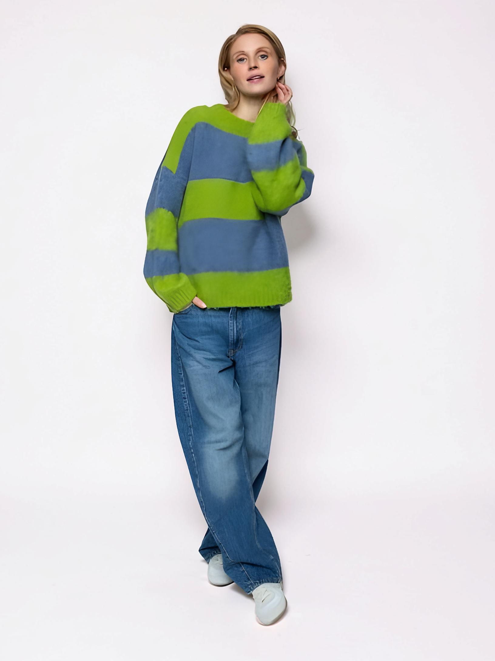 Bildschirmfoto_26-6-2026_143959_orderbook.smartview360.com Emily van den Bergh: SUPER GEMÜTLICHER STRICK-PULLOVER in 2 Farben 1657 – Bild 1
