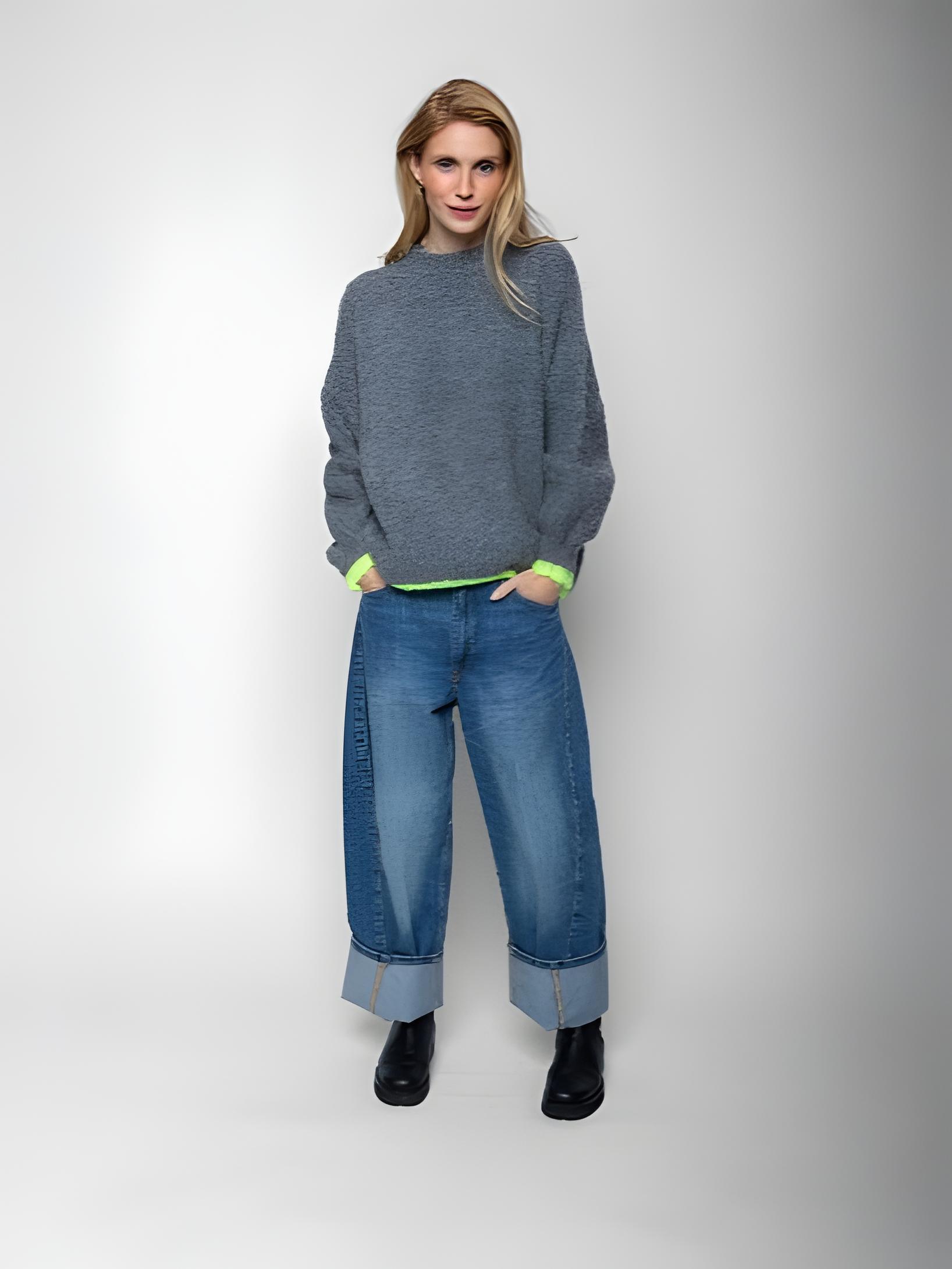 Bildschirmfoto_26-6-2026_14448_orderbook.smartview360.com Emily van den Bergh: FLUFFY PULLOVER, KASTIG GESCHNITTEN in 3 tollen Farben 1659 – Bild 1